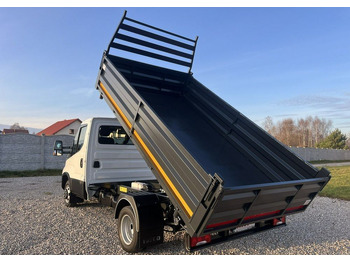 Όχημα με ανατρεπομενη καροτσα Iveco Daily: φωτογραφία 2 Όχημα με ανατρεπομενη καροτσα Iveco Daily: φωτογραφία 2