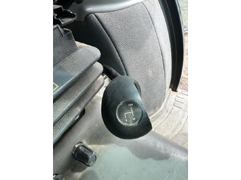 Τρακτέρ Claas Nexos 210 VL: φωτογραφία 3
