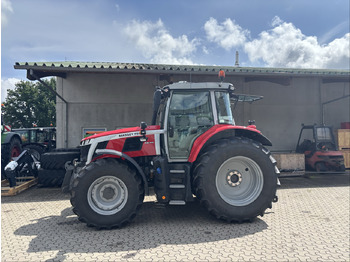 Τρακτέρ MASSEY FERGUSON 100 series