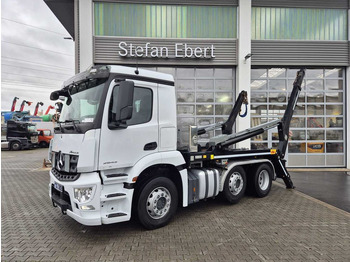 Φορτηγό καδοφόρος φορτωτής MERCEDES-BENZ Arocs