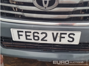 Ημιφορτηγό TOYOTA Hilux