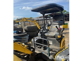 Μίνι εκσκαφέας NEW HOLLAND