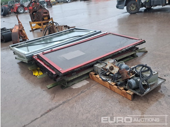 Εξοπλισμού κατασκευών Pallet of Pallet of Glass Doors & Controls (3 of): φωτογραφία 3 Εξοπλισμού κατασκευών Pallet of Pallet of Glass Doors & Controls (3 of): φωτογραφία 3