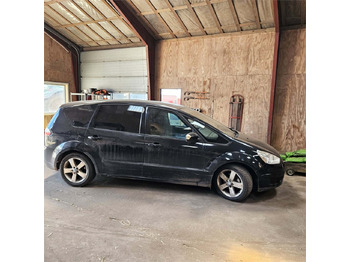 SUV FORD