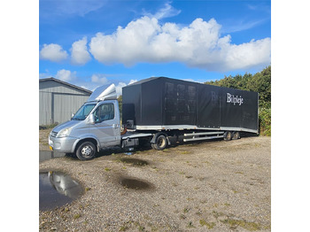 Τράκτορας IVECO Daily