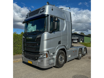Τράκτορας SCANIA R 530