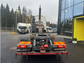 Φορτηγό φόρτωσης γάντζου Volvo FH 500 8X4*4: φωτογραφία 5 Φορτηγό φόρτωσης γάντζου Volvo FH 500 8X4*4: φωτογραφία 5