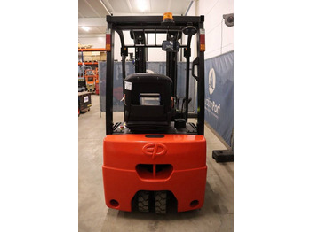 Ηλεκτροκίνητο περονοφόρο EP Equipment CPD15TVL: φωτογραφία 4