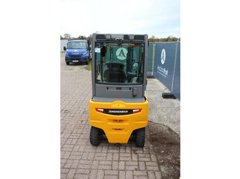 Ηλεκτροκίνητο περονοφόρο Jungheinrich EFG 316: φωτογραφία 4 Ηλεκτροκίνητο περονοφόρο Jungheinrich EFG 316: φωτογραφία 4