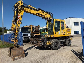 Τροχοφόρος εκσκαφέας LIEBHERR A 900