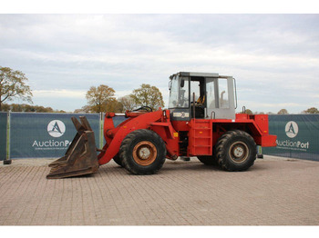 Ελαστιχοφόρος φορτωτής O&K