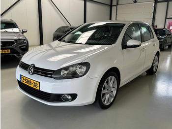 Λιμουζίνα/ Sedan VOLKSWAGEN