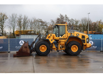 Ελαστιχοφόρος φορτωτής VOLVO L150H