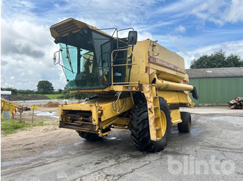 Θεριζοαλωνιστική μηχανή NEW HOLLAND TX34