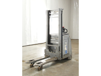 Μηχάνημα στοίβαξης STILL