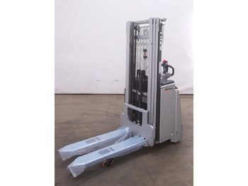 Μηχάνημα στοίβαξης STILL