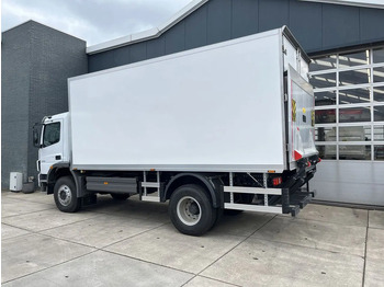 Νέα Φορτηγό ψυγείο Mercedes-Benz Atego 1725 4x4 Refrigerator Truck (1 unit): φωτογραφία 3