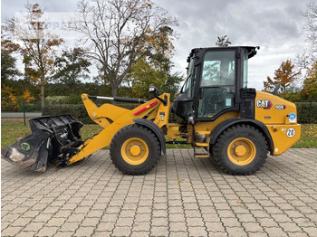 Ελαστιχοφόρος φορτωτής CATERPILLAR 908