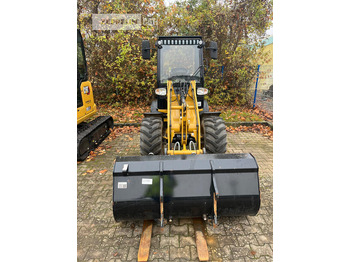 Ελαστιχοφόρος φορτωτής Zeppelin ZL35: φωτογραφία 2