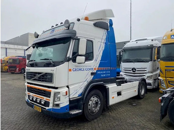 Τράκτορας VOLVO FM 400