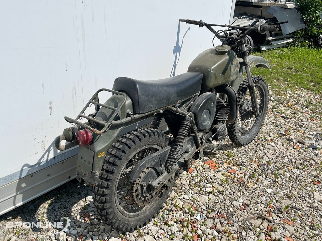 1980 HUSQVARNA MC258 AMT - Μοτοσικλέτα: φωτογραφία 3 1980 HUSQVARNA MC258 AMT - Μοτοσικλέτα: φωτογραφία 3
