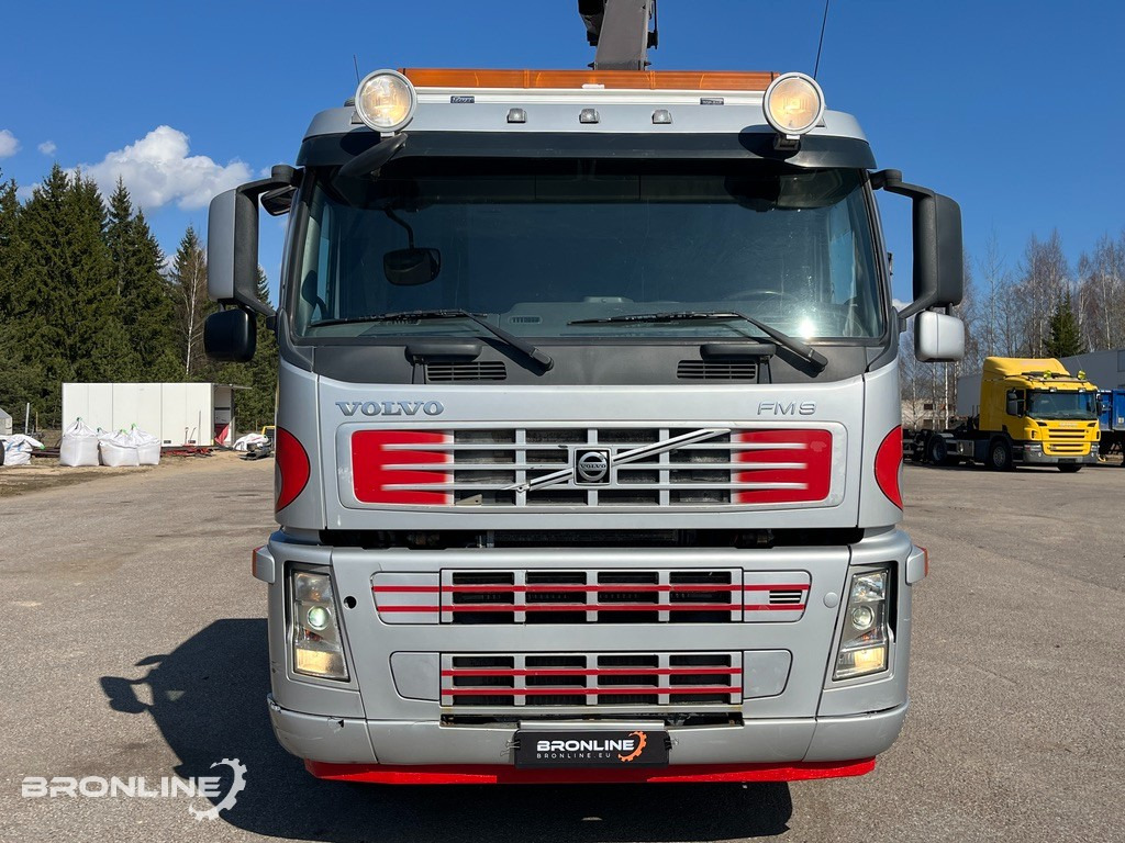 2005 Volvo FM 300 Flatbed+Crane HMF 1560-K4 - Φορτηγό με ανοιχτή καρότσα: φωτογραφία 3 2005 Volvo FM 300 Flatbed+Crane HMF 1560-K4 - Φορτηγό με ανοιχτή καρότσα: φωτογραφία 3