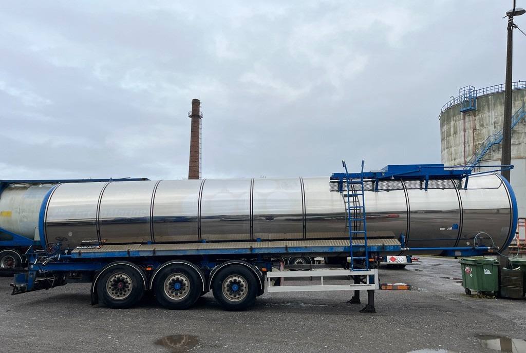 2009 KÄSSBOHRER STS32/1 ADR Tanker semi-trailer - Επικαθήμενο βυτίο: φωτογραφία 4 2009 KÄSSBOHRER STS32/1 ADR Tanker semi-trailer - Επικαθήμενο βυτίο: φωτογραφία 4