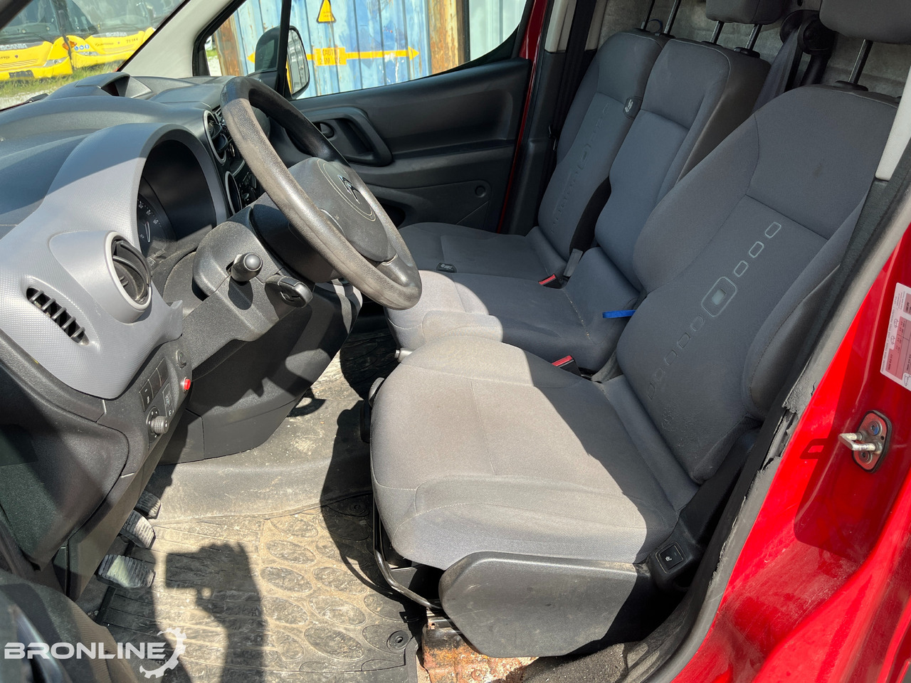 Αυτοκίνητο 2015 Citroen Berlingo HDI 115 L1 N1: φωτογραφία 10 Αυτοκίνητο 2015 Citroen Berlingo HDI 115 L1 N1: φωτογραφία 10