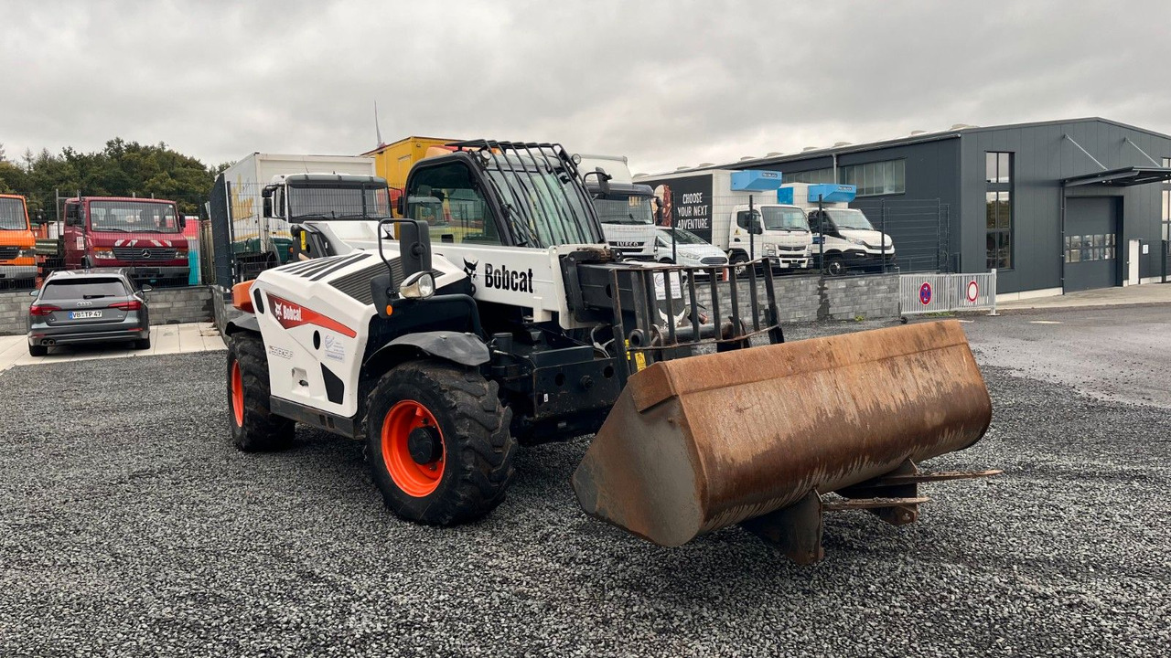 Bobcat T35.105LB Teleskoplader 7600 Kg Gabel Schaufel - Ελαστιχοφόρος φορτωτής: φωτογραφία 3 Bobcat T35.105LB Teleskoplader 7600 Kg Gabel Schaufel - Ελαστιχοφόρος φορτωτής: φωτογραφία 3