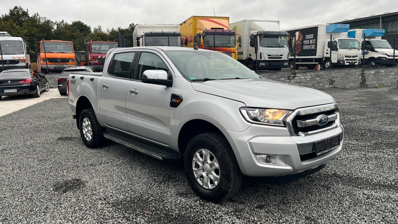 Ford Ranger XLT Doppelkabine 4x4 - SUV: φωτογραφία 3 Ford Ranger XLT Doppelkabine 4x4 - SUV: φωτογραφία 3