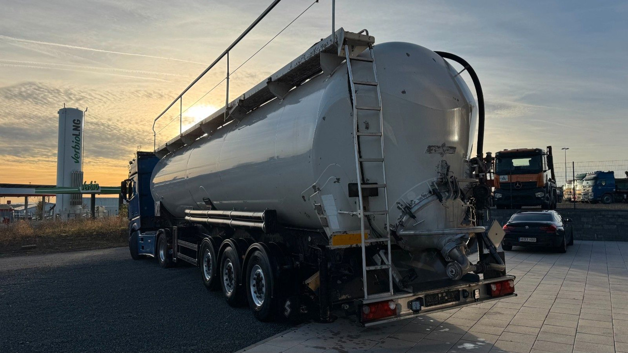 Spitzer SK 2760 CAL GGVS 60m³ Kippsilo - Σιλοφόρο: φωτογραφία 2 Spitzer SK 2760 CAL GGVS 60m³ Kippsilo - Σιλοφόρο: φωτογραφία 2