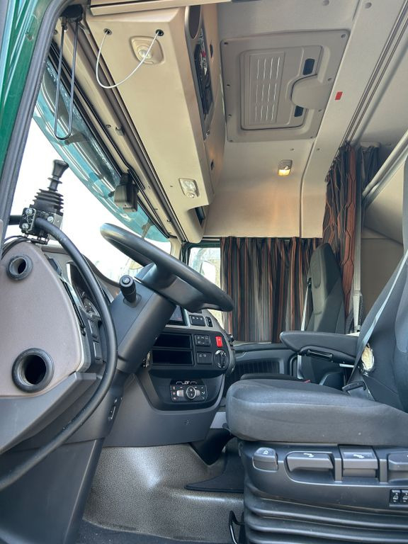 Τράκτορας DAF XF 530 PxP 4x4 Hydraulik DAF XF 530 PxP 4x4 Hydraulik: φωτογραφία 11 Τράκτορας DAF XF 530 PxP 4x4 Hydraulik DAF XF 530 PxP 4x4 Hydraulik: φωτογραφία 11