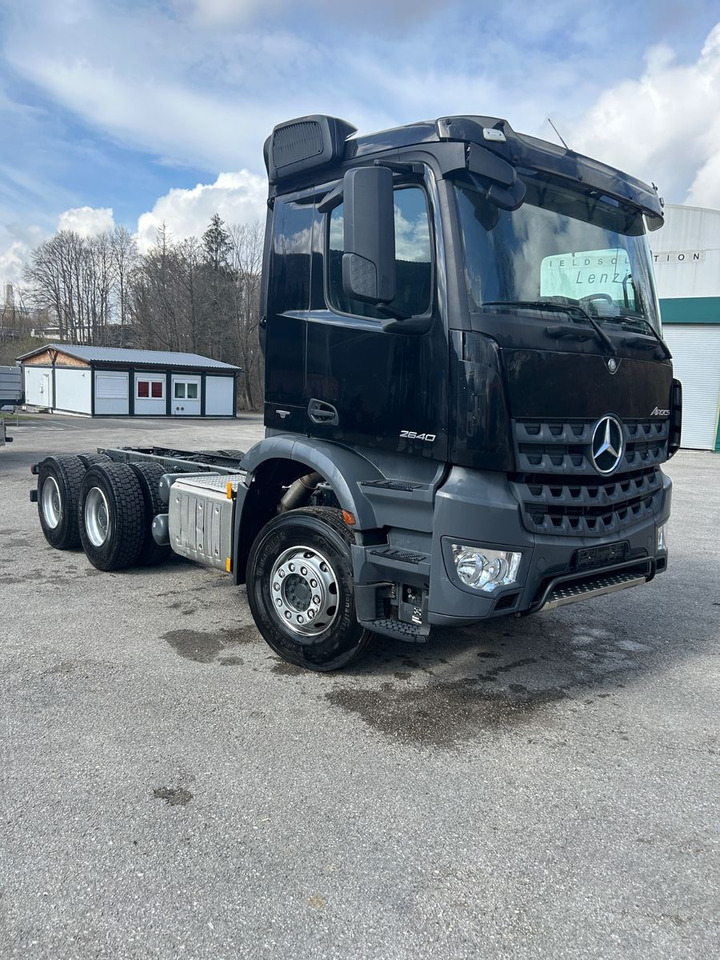 Mercedes-Benz Arocs 26.40 6x4 Kipperfahrgestell BB - Φορτηγό σασί: φωτογραφία 5 Mercedes-Benz Arocs 26.40 6x4 Kipperfahrgestell BB - Φορτηγό σασί: φωτογραφία 5