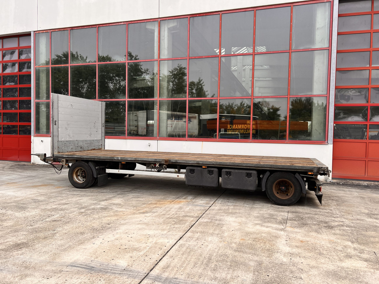 Ackermann PA-F 18/7.4E 2 Achs Jumboanhänger Mega - Ρυμούλκα με χαμηλό δάπεδο: φωτογραφία 4 Ackermann PA-F 18/7.4E 2 Achs Jumboanhänger Mega - Ρυμούλκα με χαμηλό δάπεδο: φωτογραφία 4