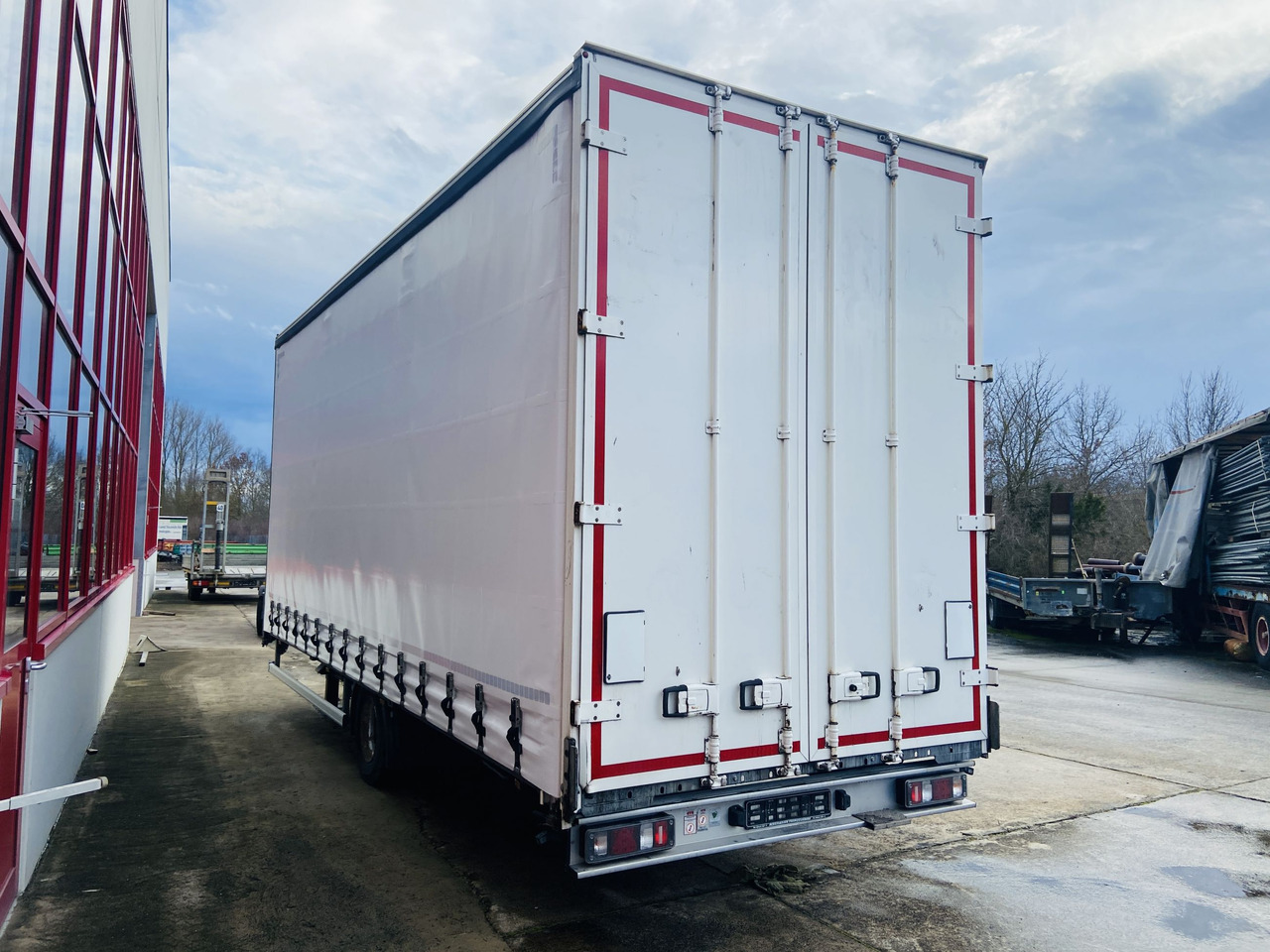 Ackermann Z-KA-F10.5/7,6 1 Achs Planenanhänger 10,5 t GG - Ρυμούλκα κόφα: φωτογραφία 4 Ackermann Z-KA-F10.5/7,6 1 Achs Planenanhänger 10,5 t GG - Ρυμούλκα κόφα: φωτογραφία 4