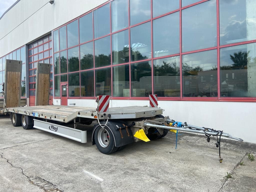 Fliegl 3 Achs Tiefladeranhänger - Ρυμούλκα με χαμηλό δάπεδο: φωτογραφία 2 Fliegl 3 Achs Tiefladeranhänger - Ρυμούλκα με χαμηλό δάπεδο: φωτογραφία 2