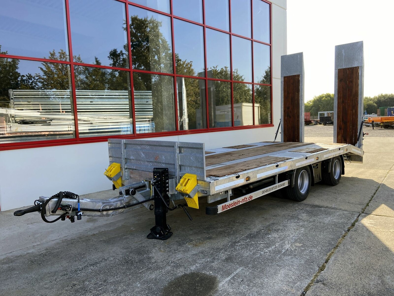 Möslein 21 t Tandemtieflader, Luftgefedert, NEU - Ρυμούλκα με χαμηλό δάπεδο: φωτογραφία 5 Möslein 21 t Tandemtieflader, Luftgefedert, NEU - Ρυμούλκα με χαμηλό δάπεδο: φωτογραφία 5