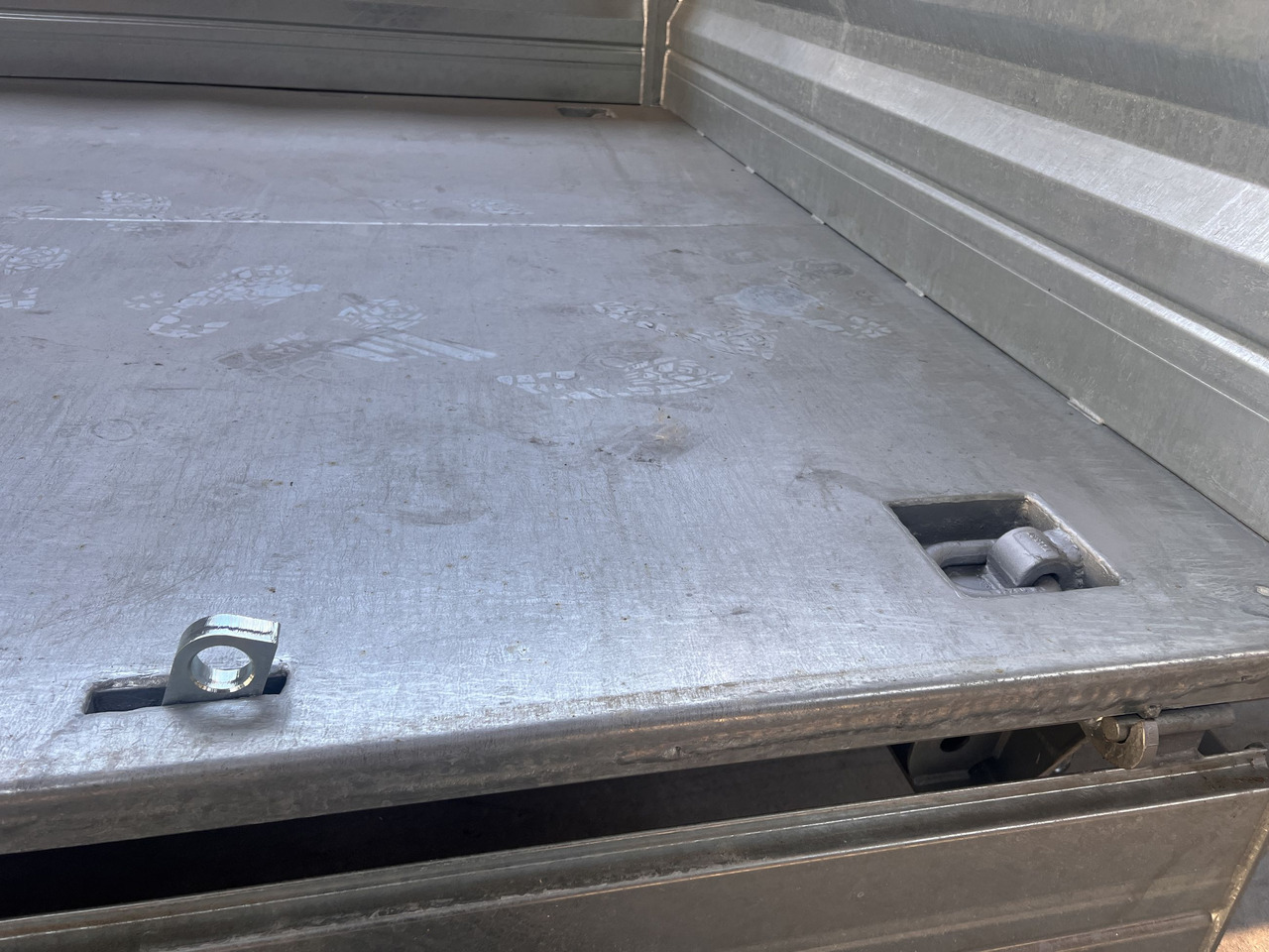 Möslein TTD 14 5,70 m 14 t Tandem- Kipper Tieflader 5,70 m lang, Breite Reifen-- Neufahrzeug -- - Ρυμούλκα ανατρεπόμενο: φωτογραφία 3 Möslein TTD 14 5,70 m 14 t Tandem- Kipper Tieflader 5,70 m lang, Breite Reifen-- Neufahrzeug -- - Ρυμούλκα ανατρεπόμενο: φωτογραφία 3