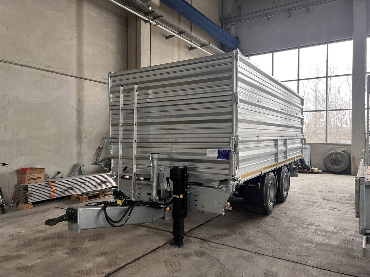 Möslein TTD 19 AB 19 t Tandem Kipper Tieflader2 x Aufsatzbordwänden-- Neufahrzeug -- - Ρυμούλκα ανατρεπόμενο: φωτογραφία 3 Möslein TTD 19 AB 19 t Tandem Kipper Tieflader2 x Aufsatzbordwänden-- Neufahrzeug -- - Ρυμούλκα ανατρεπόμενο: φωτογραφία 3