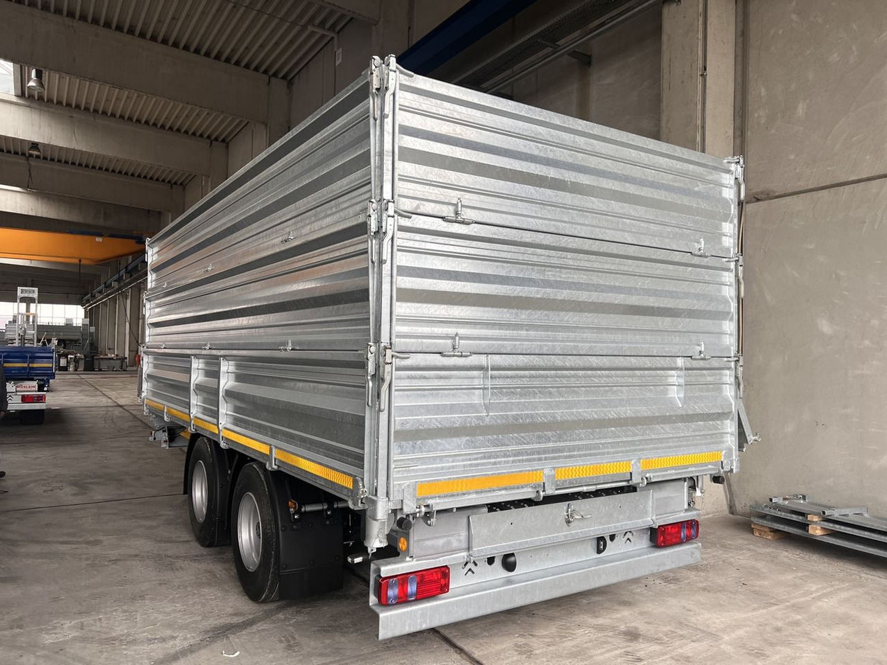 Möslein TTD 19 AB 19 t Tandem Kipper Tieflader2 x Aufsatzbordwänden-- Neufahrzeug -- - Ρυμούλκα ανατρεπόμενο: φωτογραφία 2 Möslein TTD 19 AB 19 t Tandem Kipper Tieflader2 x Aufsatzbordwänden-- Neufahrzeug -- - Ρυμούλκα ανατρεπόμενο: φωτογραφία 2
