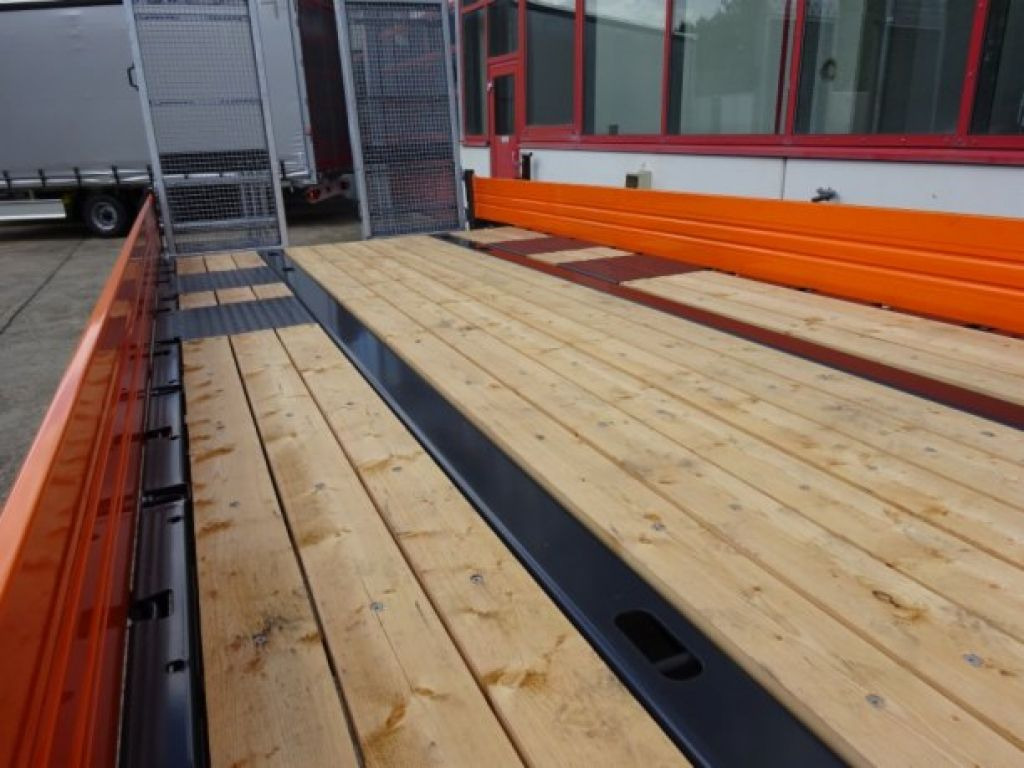 Möslein TTT 13- 6,28 Orange Neuer Tandemtieflader 13 t GG - Ρυμούλκα με χαμηλό δάπεδο: φωτογραφία 2 Möslein TTT 13- 6,28 Orange Neuer Tandemtieflader 13 t GG - Ρυμούλκα με χαμηλό δάπεδο: φωτογραφία 2