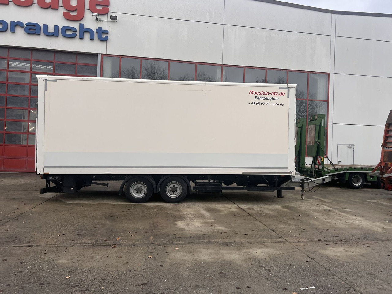 Möslein Tandem Koffer mit Ladebordwand 1,5 t + Durchlad - Ρυμούλκα κόφα: φωτογραφία 4 Möslein Tandem Koffer mit Ladebordwand 1,5 t + Durchlad - Ρυμούλκα κόφα: φωτογραφία 4