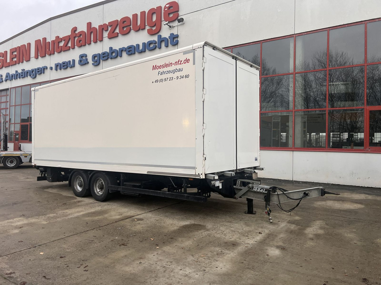 Möslein Tandem Koffer mit Ladebordwand 1,5 t + Durchlad - Ρυμούλκα κόφα: φωτογραφία 2 Möslein Tandem Koffer mit Ladebordwand 1,5 t + Durchlad - Ρυμούλκα κόφα: φωτογραφία 2