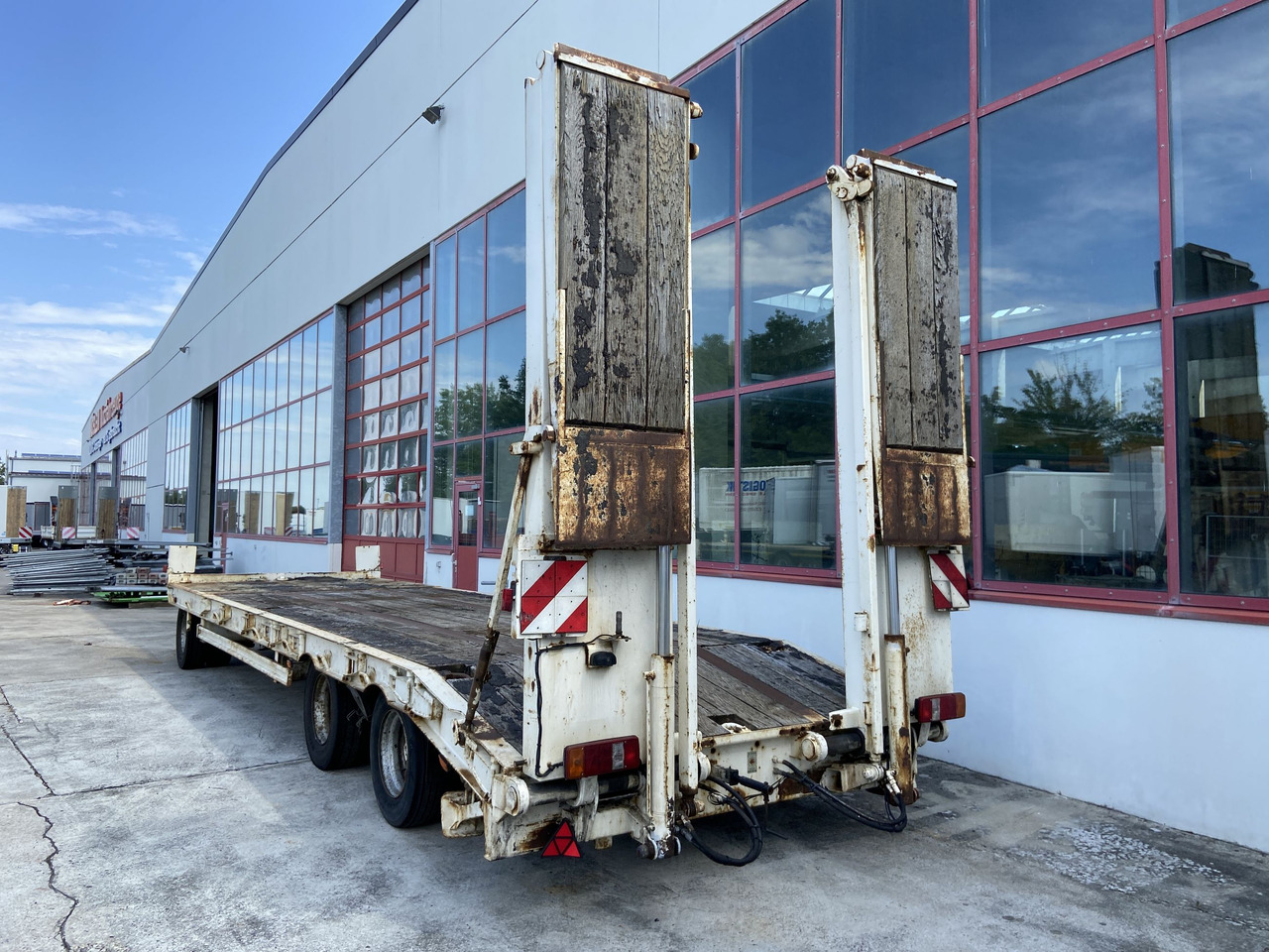 Müller Mitteltal PT 30 3 Achs Tieflader 9,20 m Ladefläche - Ρυμούλκα με χαμηλό δάπεδο: φωτογραφία 2 Müller Mitteltal PT 30 3 Achs Tieflader 9,20 m Ladefläche - Ρυμούλκα με χαμηλό δάπεδο: φωτογραφία 2