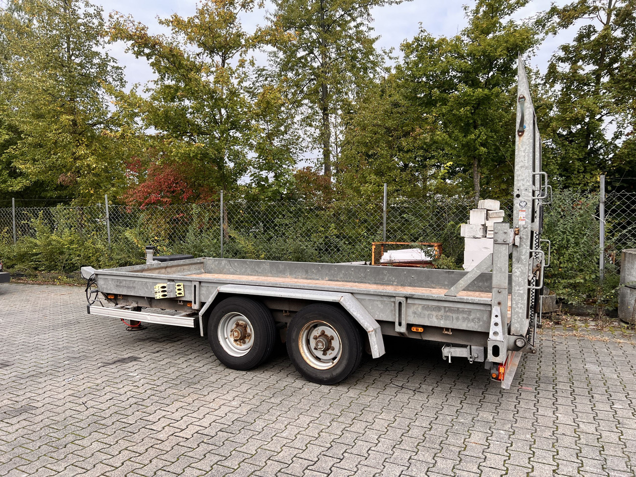 Tt Tandemtieflader - Ρυμούλκα με χαμηλό δάπεδο: φωτογραφία 3 Tt Tandemtieflader - Ρυμούλκα με χαμηλό δάπεδο: φωτογραφία 3