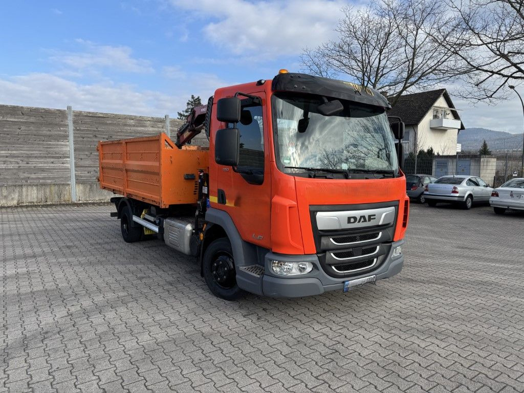 DAF FA LF 180 8t / Abrollkipper, Ladekran Containe - Φορτηγό φόρτωσης γάντζου, Φορτηγό με γερανό: φωτογραφία 4 DAF FA LF 180 8t / Abrollkipper, Ladekran Containe - Φορτηγό φόρτωσης γάντζου, Φορτηγό με γερανό: φωτογραφία 4