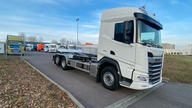 DAF XF 480 FAN Abroller VDL - Φορτηγό φόρτωσης γάντζου: φωτογραφία 2 DAF XF 480 FAN Abroller VDL - Φορτηγό φόρτωσης γάντζου: φωτογραφία 2