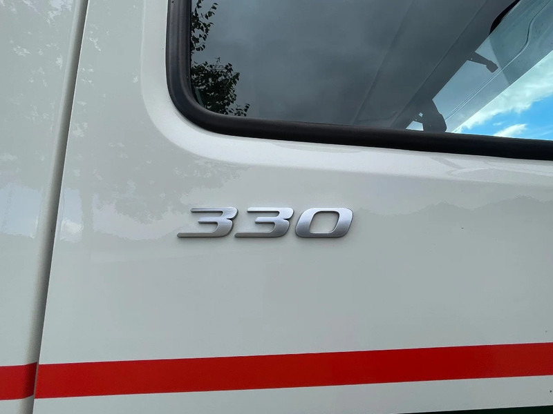 Φορτηγό ψυγείο DAF CF 330 6X2 2017 schmitz + thermo-king T1200: φωτογραφία 15