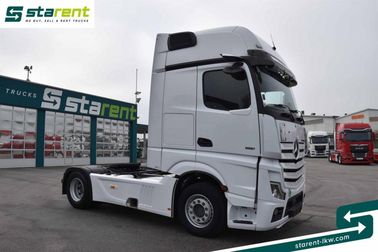 Mercedes Benz Actros 1851 GIGA Space Hydraulik Retarder Standkl. - Τράκτορας: φωτογραφία 3 Mercedes Benz Actros 1851 GIGA Space Hydraulik Retarder Standkl. - Τράκτορας: φωτογραφία 3