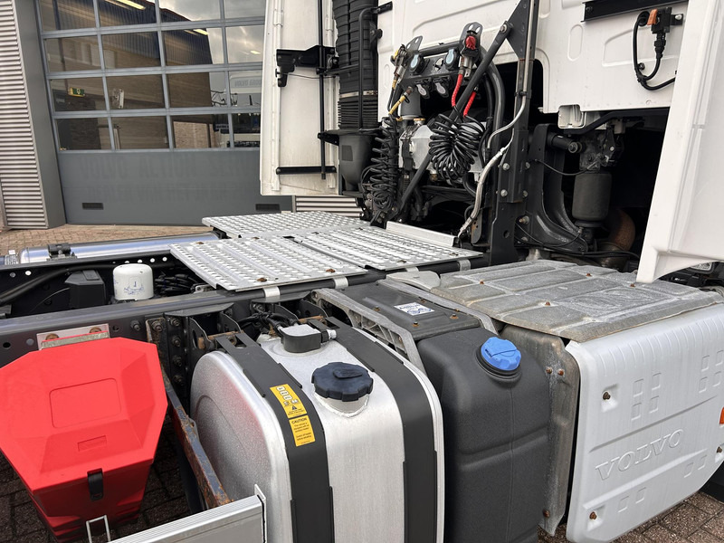 Volvo FH - Τράκτορας: φωτογραφία 5 Volvo FH - Τράκτορας: φωτογραφία 5